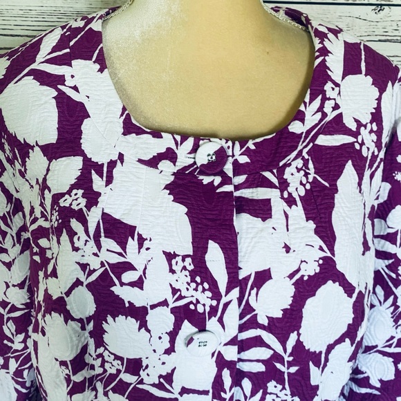 Women’s Size 22W Jacket Chadwick’s Floral Button Down Silky Liner Soft Textured - Picture 3 of 11